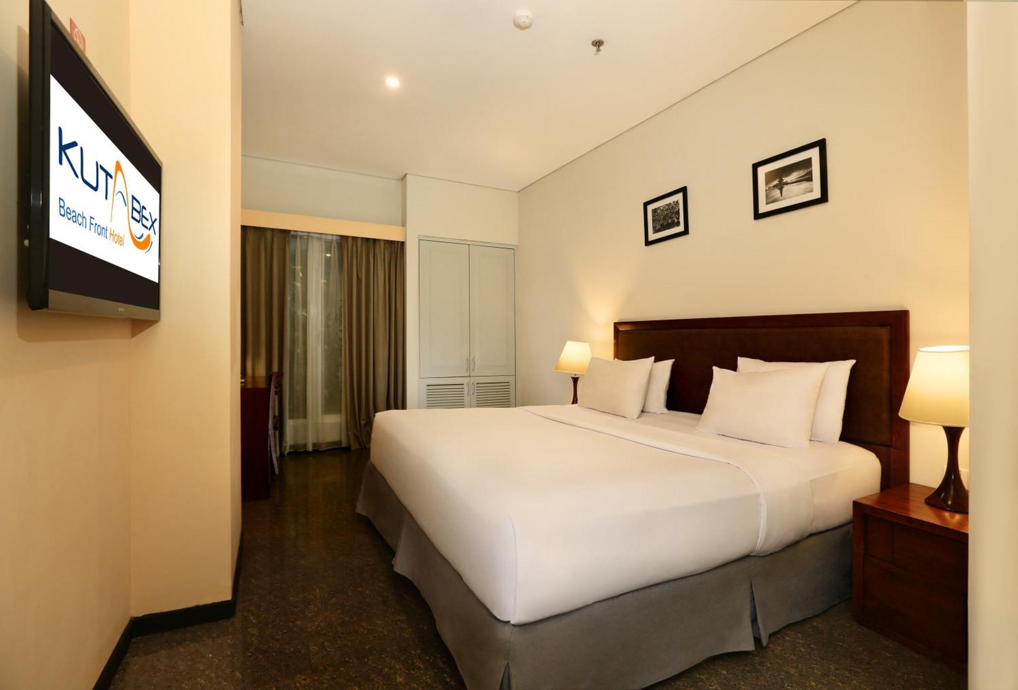 Kutabex Beachfront Hotel Kuta Lombok Exterior foto